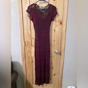 Hourglass size L 2-piece full-length stretch crochet overlay maxi dress